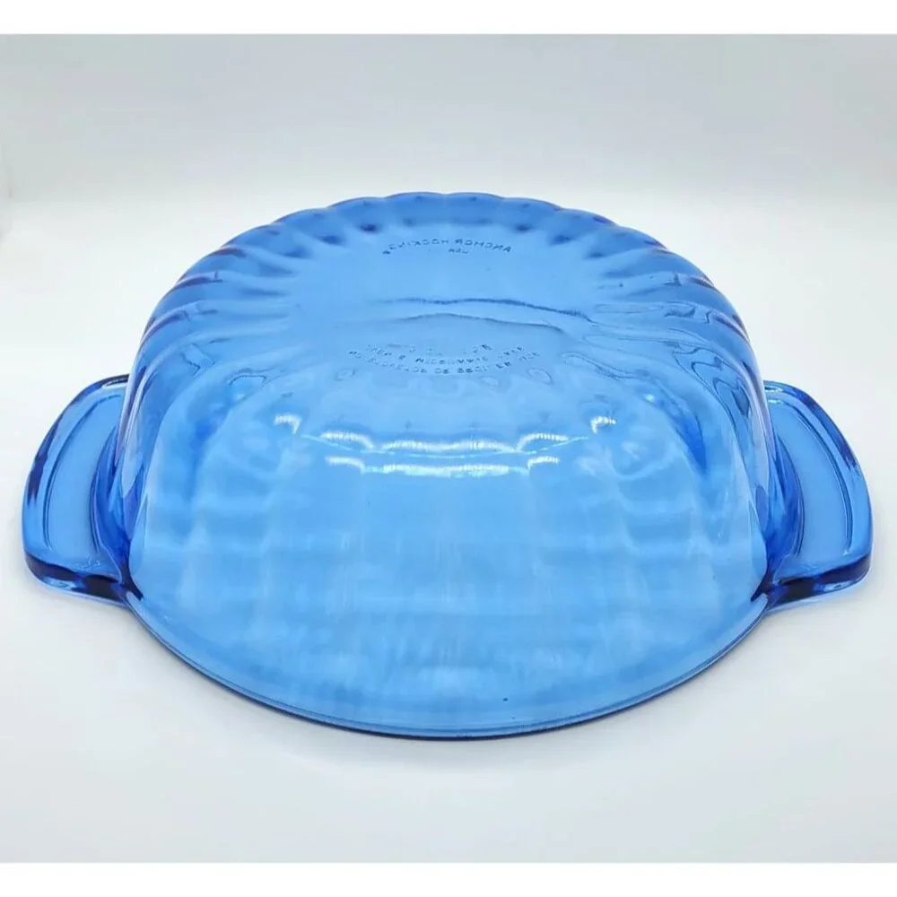 Vintage Anchor Hocking 1.5Qt Blue Fluted Round Casserole Dish with Handles